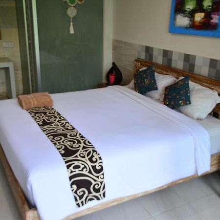 Asung Guesthouse Canggu  Exterior photo