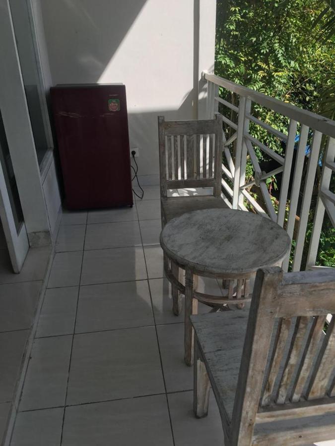 Asung Guesthouse Canggu  Exterior photo