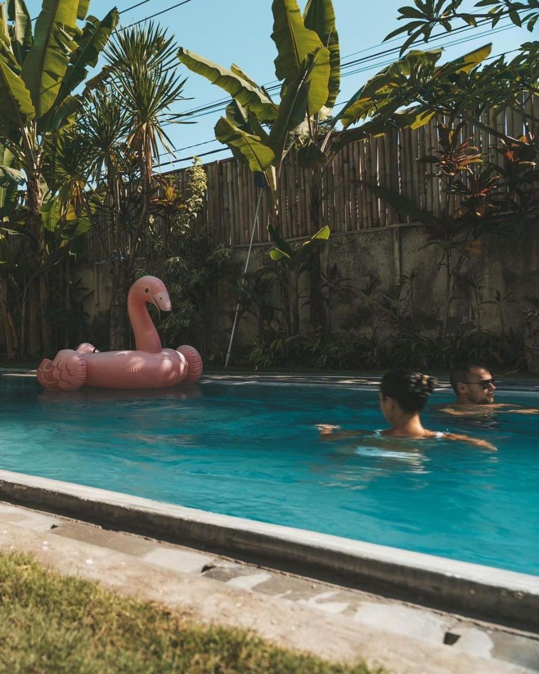 Asung Guesthouse Canggu  Exterior photo