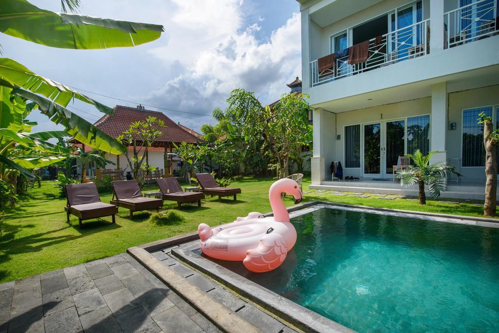 Asung Guesthouse Canggu  Exterior photo