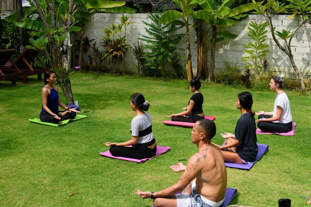 Asung Guesthouse Canggu  Exterior photo